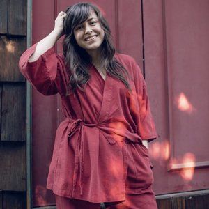 Oddbird Holiday Red Kardes Sile Top - Size Large - EUC